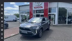 Marlingrau metallic Gebraucht 2024 Toyota Yaris Cross Team SUV | 27.500 € (Fairer Preis)