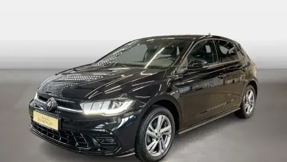 Gebraucht VW Polo R-line 95 PS (69 kW) 2023 Deep black perleffekt (metallic) Kleinwagen