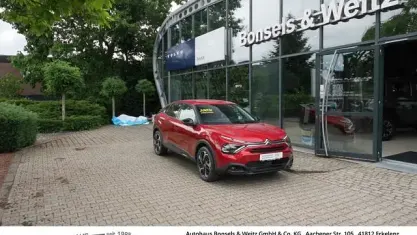 Gebraucht Citroën e-C4 Feel 100 kW (136 PS) 2022 Rot metallic Limousine