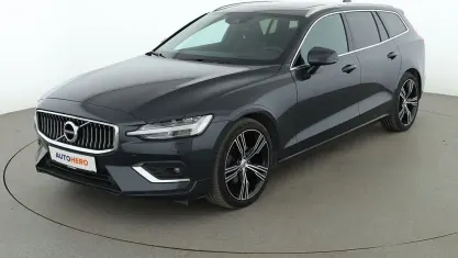 Gebraucht Volvo V60 Inscription 190 PS (139 kW) 2019 Grau Kombi