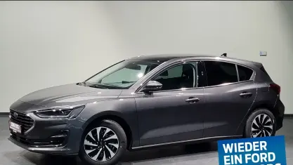 Neu Ford Focus Titanium X 155 PS (114 kW) 2026 Grau, magnetic metallic Limousine