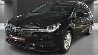 Schwarz Gebraucht 2021 Opel Astra Kombi | 15.900 € (Fairer Preis)