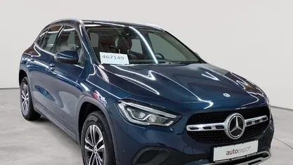 Gebraucht Mercedes GLA180 Style 116 PS (85 kW) 2023 Denimblau metallic SUV