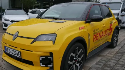 Gebraucht Renault R5 Komfort 110 kW (150 PS) 2026 Eqj + gne Kleinwagen