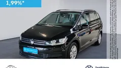 Deep black perleffekt Gebraucht 2024 VW Touran Comfortline Van / Kleinbus | 32.290 € (Fairer Preis)