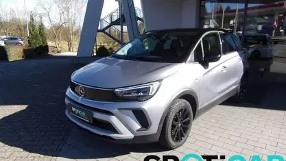 Gebraucht Opel Crossland Elegance 131 PS (96 kW) 2022 Silber (quarz silber metallic) SUV