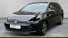 Deep black perleffekt Gebraucht 2024 VW Golf VIII Move Kombi | 25.690 € (Guter Preis)