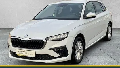 Gebraucht Skoda Scala Selection 150 PS (110 kW) 2024 Weiß Kleinwagen