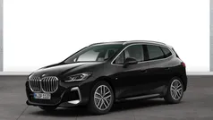 Schwarz Gebraucht 2024 BMW 220 Active Tourer M Sport Van / Kleinbus | 33.690 € (Fairer Preis)