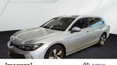 Silber Gebraucht 2024 VW Passat Business Kombi | 33.876 € (Fairer Preis)