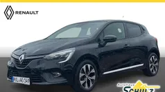 Gebraucht 2023 Renault Clio V Evolution Limousine | 14.899 € (Fairer Preis)
