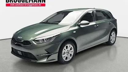 Gebraucht 2025 Kia Ceed Comfort Kleinwagen | 24.490 € (Fairer Preis)