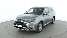 Grau Gebraucht 2019 Mitsubishi Outlander Edition SUV | 20.540 €