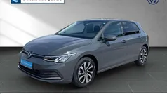 Grau Gebraucht 2021 VW Golf VIII Active Limousine | 24.530 € (Fairer Preis)