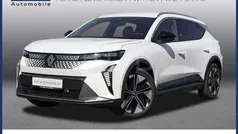 Perlmuttweiß (weiß) Gebraucht 2025 Renault Scénic Techno Van / Kleinbus | 44.554 € (Guter Preis)