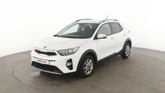 Weiß Gebraucht 2018 Kia Stonic Vision SUV | 11.690 € (Fairer Preis)