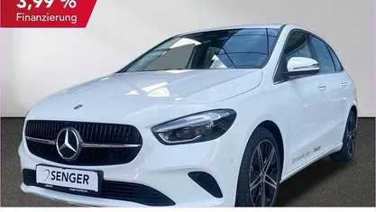 Gebraucht Mercedes B180 Progressive 136 PS (100 kW) 2025 Weiß Van / Kleinbus