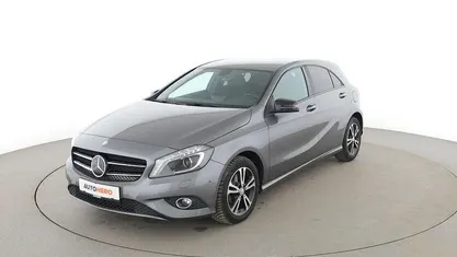 Gebraucht Mercedes A200 Urban 136 PS (100 kW) 2015 Silber Limousine