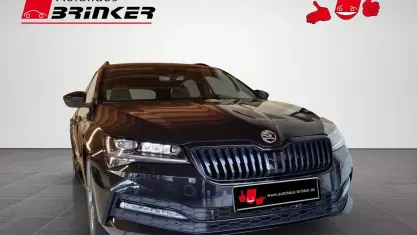 Używany Skoda Superb SportLine 200 KM (147 kW) 2021 Czarny Kombi