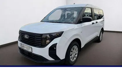 Frozen white Gebraucht 2024 Ford Tourneo Courier Trend Van / Kleinbus | 24.790 € (Fairer Preis)