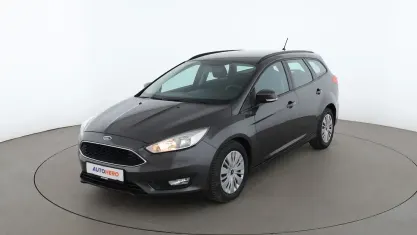Gebraucht Ford Focus Business Edition 125 PS (91 kW) 2018 Grau Kombi