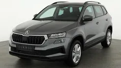 Graphite grau metallic Neu 2025 Skoda Karoq SUV | 35.445 € (Fairer Preis)