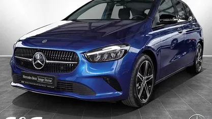 Metalliclack spektralblau Gebraucht 2024 Mercedes B200 Progressive Van / Kleinbus | 31.230 € (Fairer Preis)