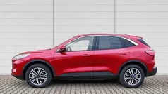 Lucidrot metallic Gebraucht 2023 Ford Kuga Titanium X SUV | 31.949 € (Fairer Preis)