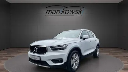 Gebraucht Volvo XC40 Momentum 129 PS (94 kW) 2020 Weiss SUV