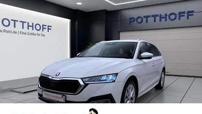 Weiss Gebraucht 2023 Skoda Octavia Style Kombi | 23.777 € (Fairer Preis)