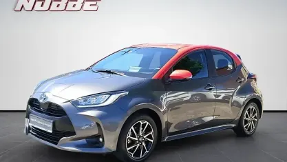 Gebraucht Toyota Yaris Hybrid 116 PS (85 kW) 2021 Grau Limousine