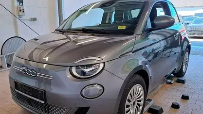 Gebraucht 2023 Fiat 500e Kleinwagen | 23.999 € (Fairer Preis)