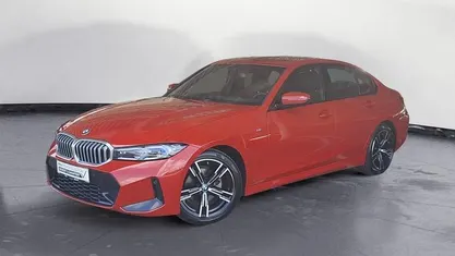 Rot Gebraucht 2024 BMW 320 M Sport Limousine | 38.450 € (Superpreis)