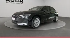 Mythosschwarzmetallic Gebraucht 2025 Audi A3 Sportback Advanced Plus Limousine | 28.400 € (Fairer Preis)