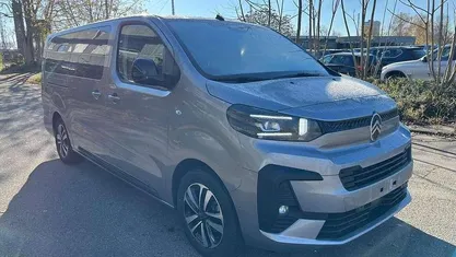 Gebraucht 2025 Citroën Spacetourer Van / Kleinbus | 43.067 € (Fairer Preis)