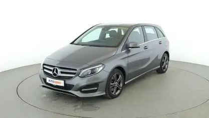 Gebraucht Mercedes B250 Urban 211 PS (155 kW) 2017 Grau Kleinwagen