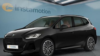 Neu BMW 220 Active Tourer 156 PS (114 kW) 2025 Schwarz Van / Kleinbus