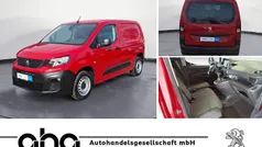 Rot Gebraucht 2021 Peugeot Partner Premium Van | 11.860 € (Guter Preis)