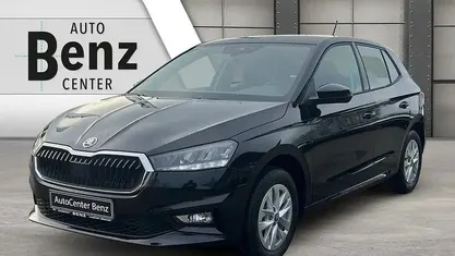 Gebraucht 2025 Skoda Fabia Essence Limousine | 18.890 € (Fairer Preis)