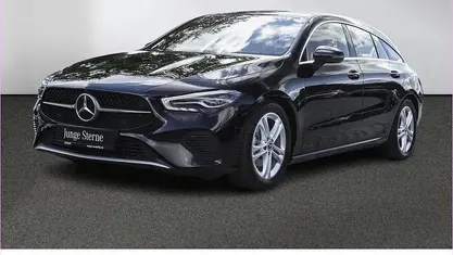 Gebraucht 2024 Mercedes CLA180 Shooting Brake Kombi | 28.970 € (Guter Preis)