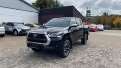 Attitude black mc. Neu 2025 Toyota HiLux Executive Abholung | 59.779 € (Fairer Preis)