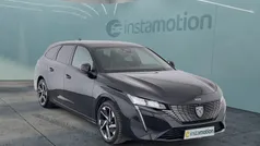 Schwarz Gebraucht 2023 Peugeot 308 Allure Van / Kleinbus | 25.270 € (Fairer Preis)