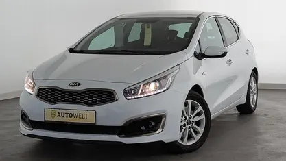 Gebraucht Kia Ceed DREAM-TEAM Edition 135 PS (99 kW) 2017 Kleinwagen