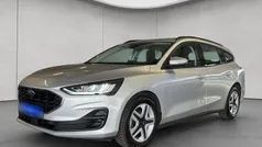 Moondust silber metallic Gebraucht 2022 Ford Focus Cool & Connect Kombi | 17.980 € (Fairer Preis)
