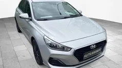 Silber Gebraucht 2019 Hyundai i30 Limousine | 9.489 € (Superpreis)