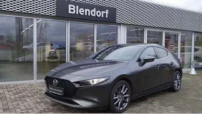 Grau Gebraucht 2021 Mazda 3 Active Limousine | 18.900 € (Fairer Preis)