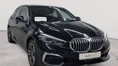 Schwarz uni Gebraucht 2022 BMW 118 Luxury Line Kleinwagen | 21.690 € (Fairer Preis)