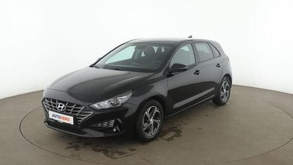 Gebraucht Hyundai i30 Edition 30 120 PS (88 kW) 2021 Schwarz Limousine