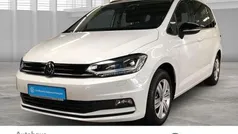 Weiss Gebraucht 2024 VW Touran Highline Van / Kleinbus | 35.850 € (Fairer Preis)