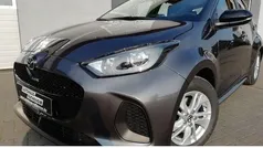 Grau Neu 2025 Mazda 2 Center-Line Limousine | 23.365 € (Fairer Preis)